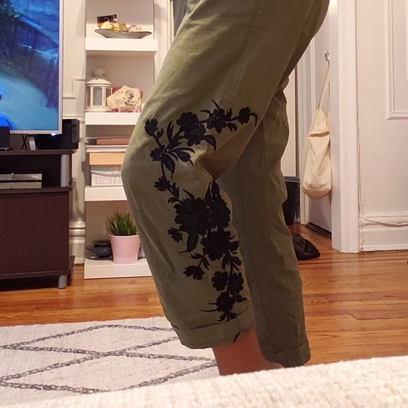 Pant - Picture 3 of 5